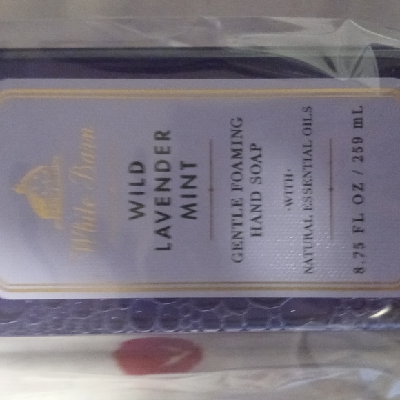 Bath & Body works Foam Hand soap Set of 2 - Picture 4 of 4